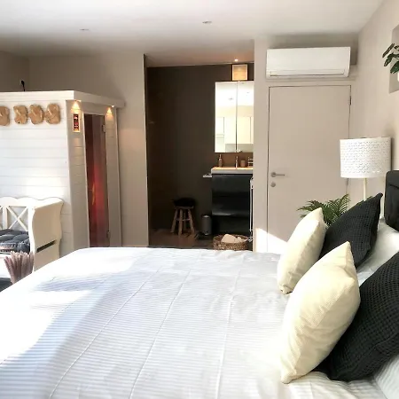 Gardenhouse 'the Block' - - Private Garden - Ir - Ac * Oostende