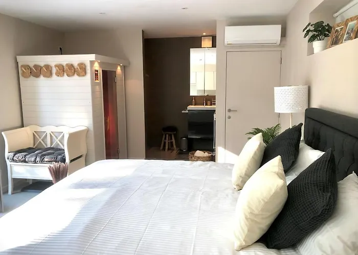 Gardenhouse 'the Block' - - Private Garden - Ir - Ac * אוסטנדה