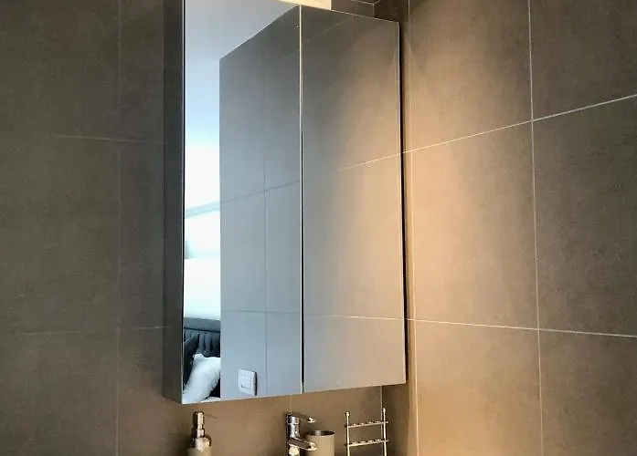 Gardenhouse 'the Block' - - Private Garden - Ir - Ac דירה